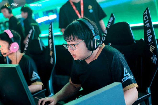 特尔租借的 特尔租借的