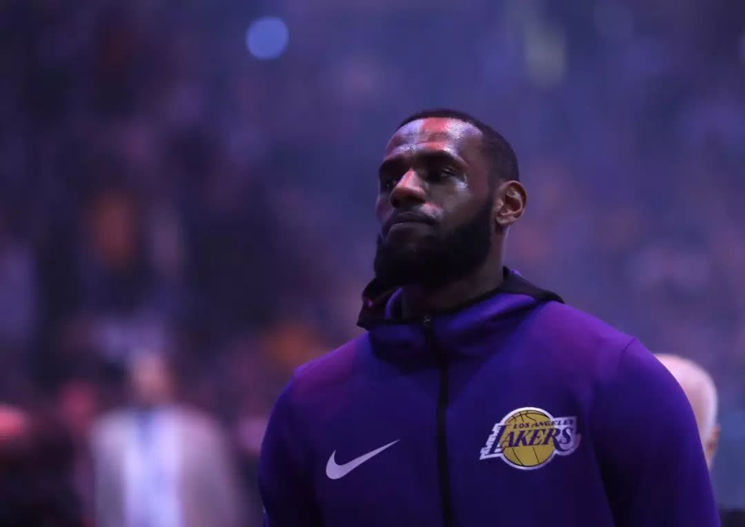 率波动更平 率波动更平